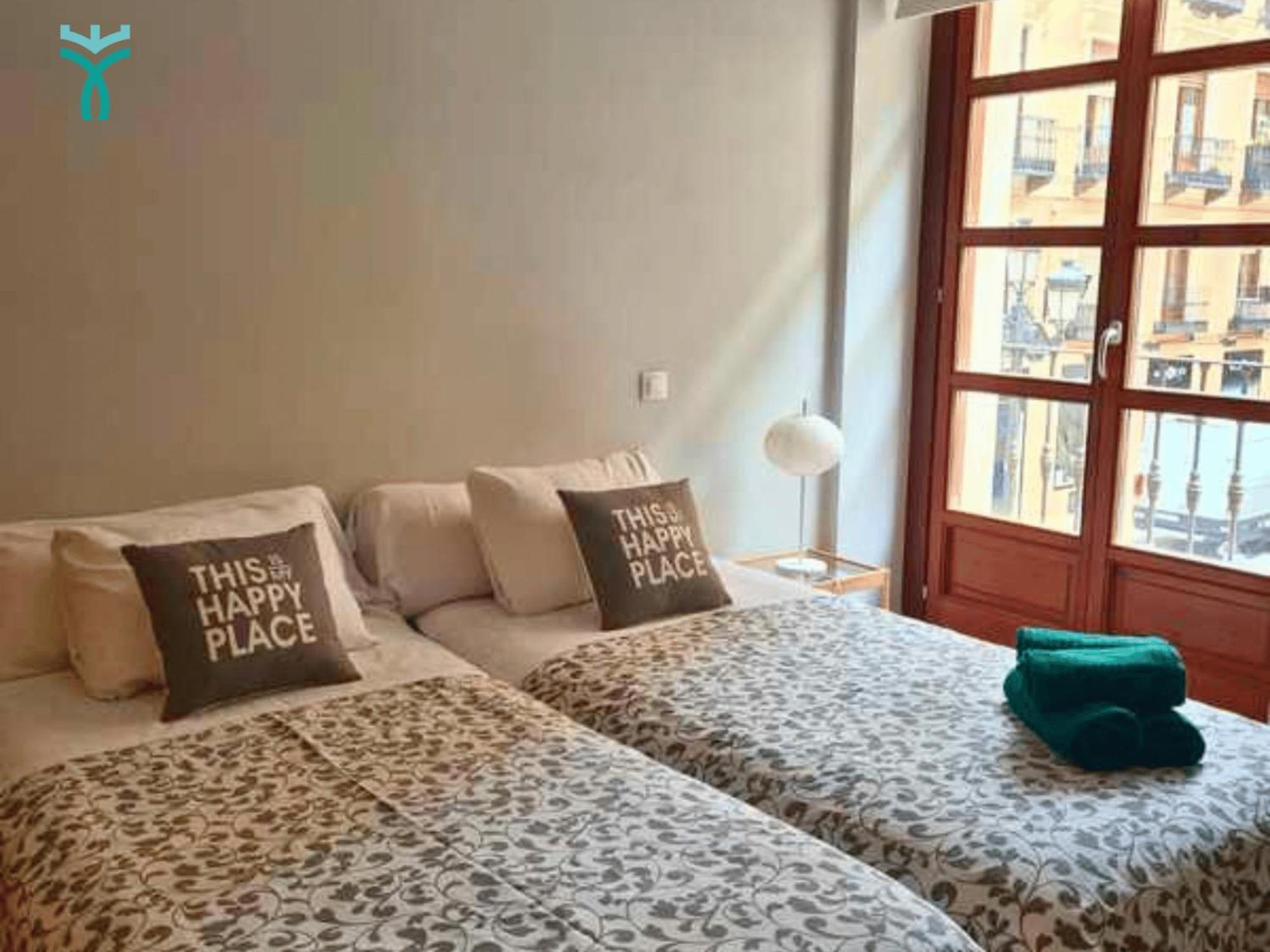 Dos Torres Retiro Urbano En Alfonso I Apartment ซาราโกซา ภายนอก รูปภาพ